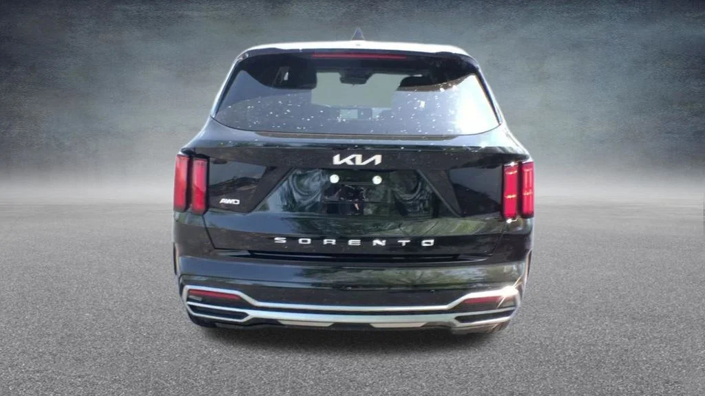 Used 2022 Black Kia SX image 21