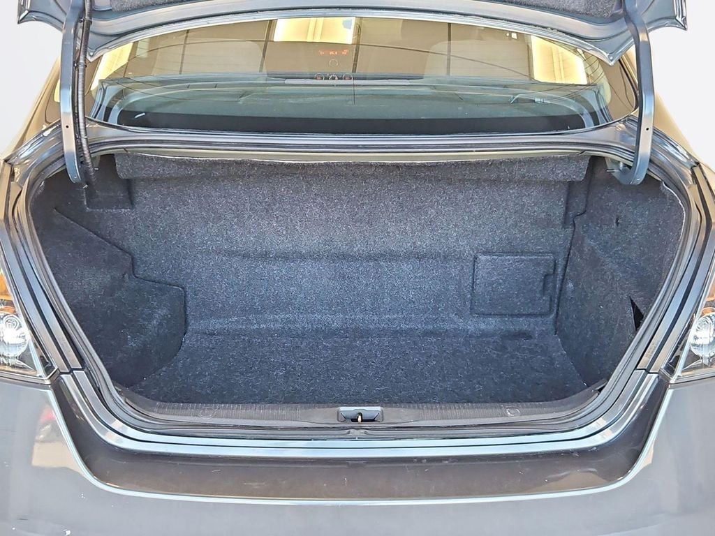 Used 2009 Dark Slate Metallic Nissan Hybrid image 23