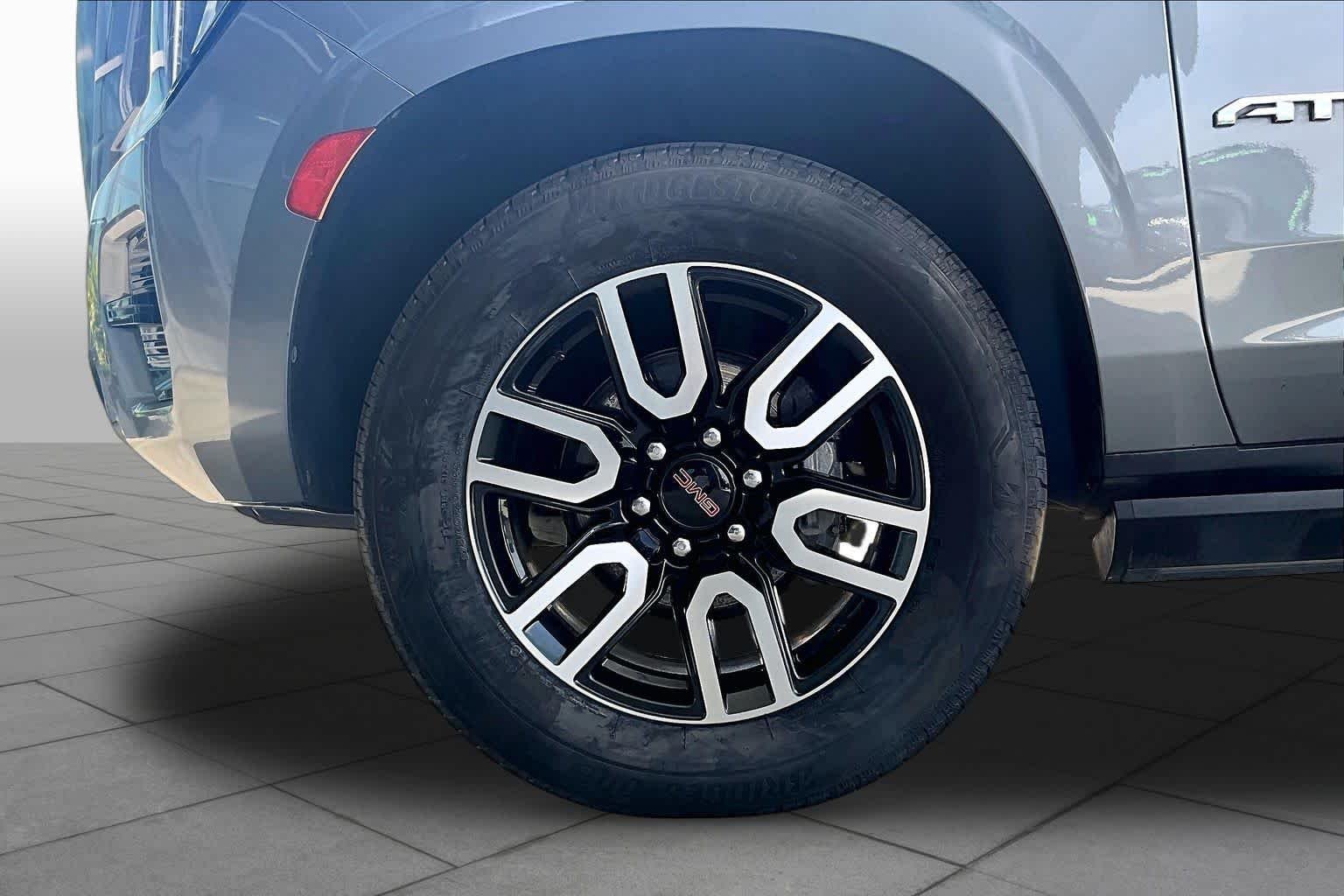 Used 2022 Satin Steel Metallic GMC AT4 image 21