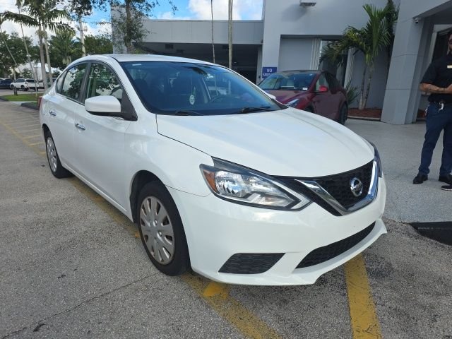 2017 Nissan Sentra S - Photo 3