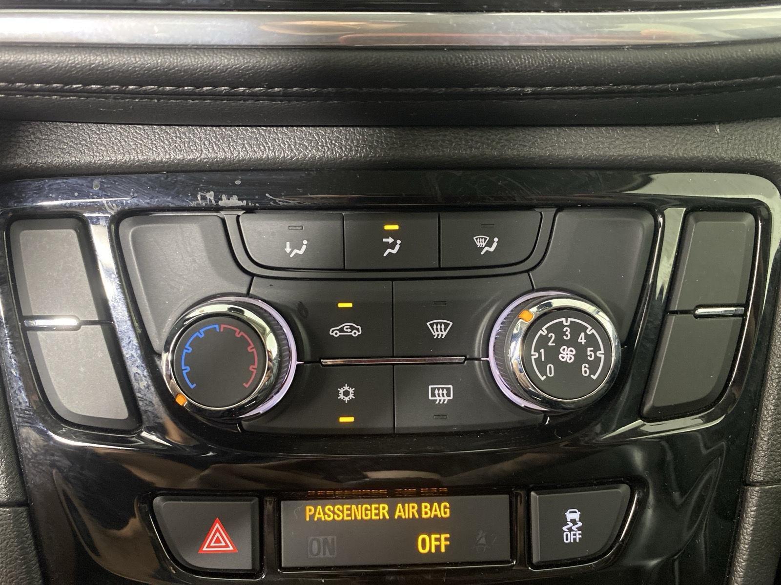 Used 2020 Ebony Twilight Metallic Buick Preferred image 20