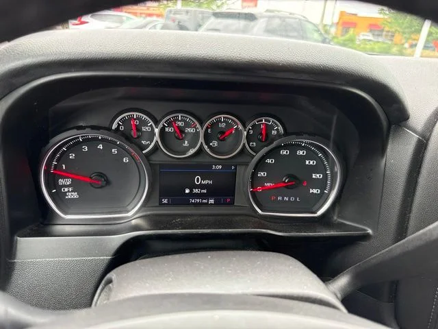 Used 2020 Shadow Gray Metallic Chevrolet LT image 31