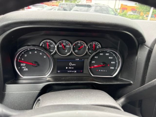 Used 2020 Gray Chevrolet LT image 31
