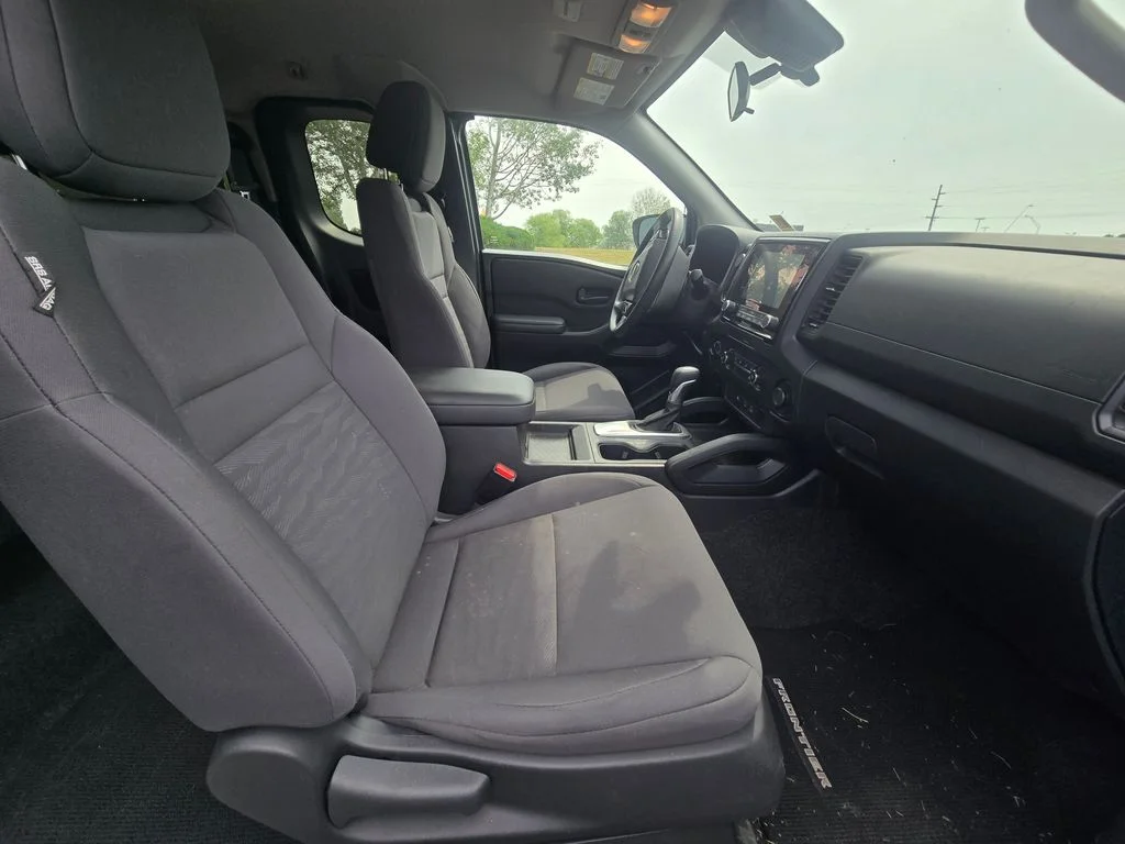 Used 2023 White Nissan S image 12