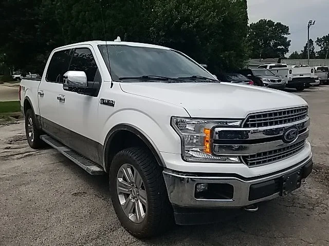 Used 2018 White Ford Lariat image 1