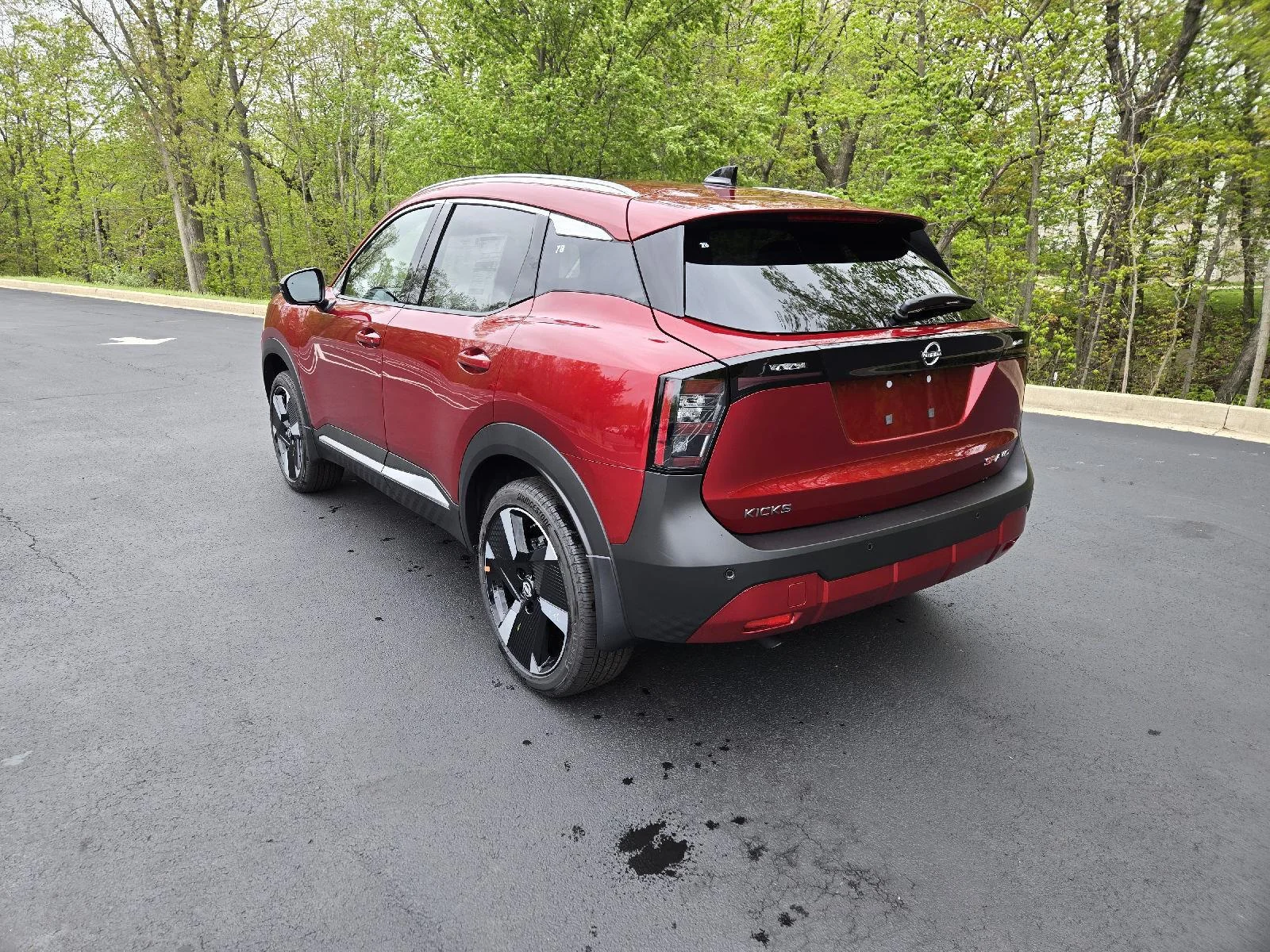 New 2026 Scarlet Ember Tintcoat Nissan SR image 6