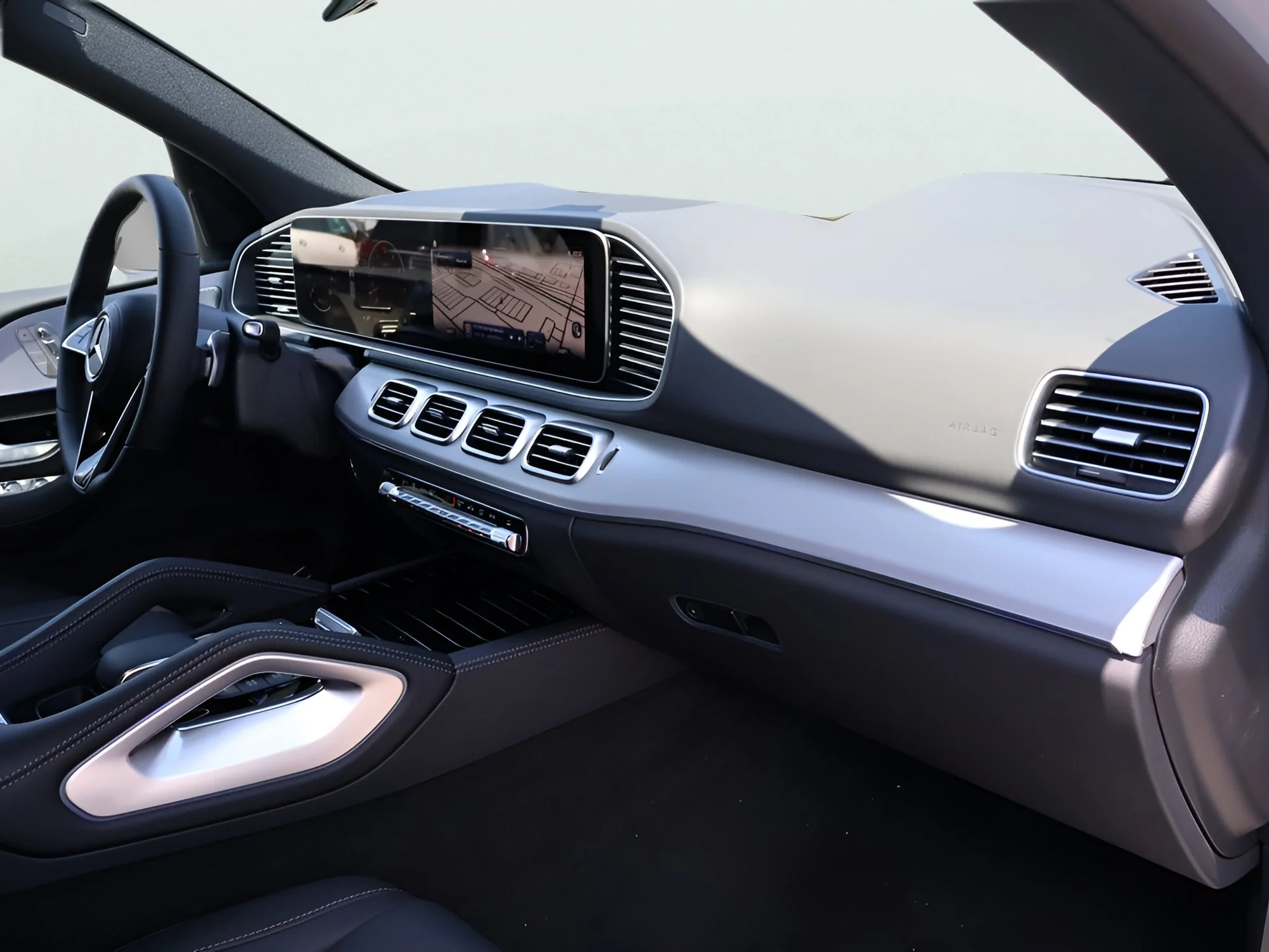 New 2026 MANUFAKTUR Alpine Gray Mercedes-Benz GLE 350 image 9
