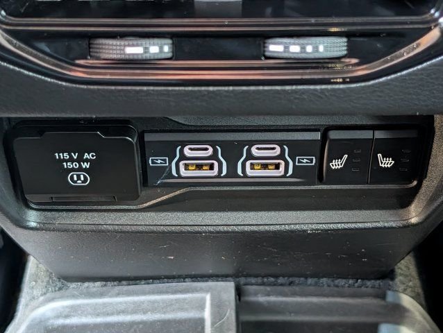 Used 2022 White Jeep Trailhawk image 31