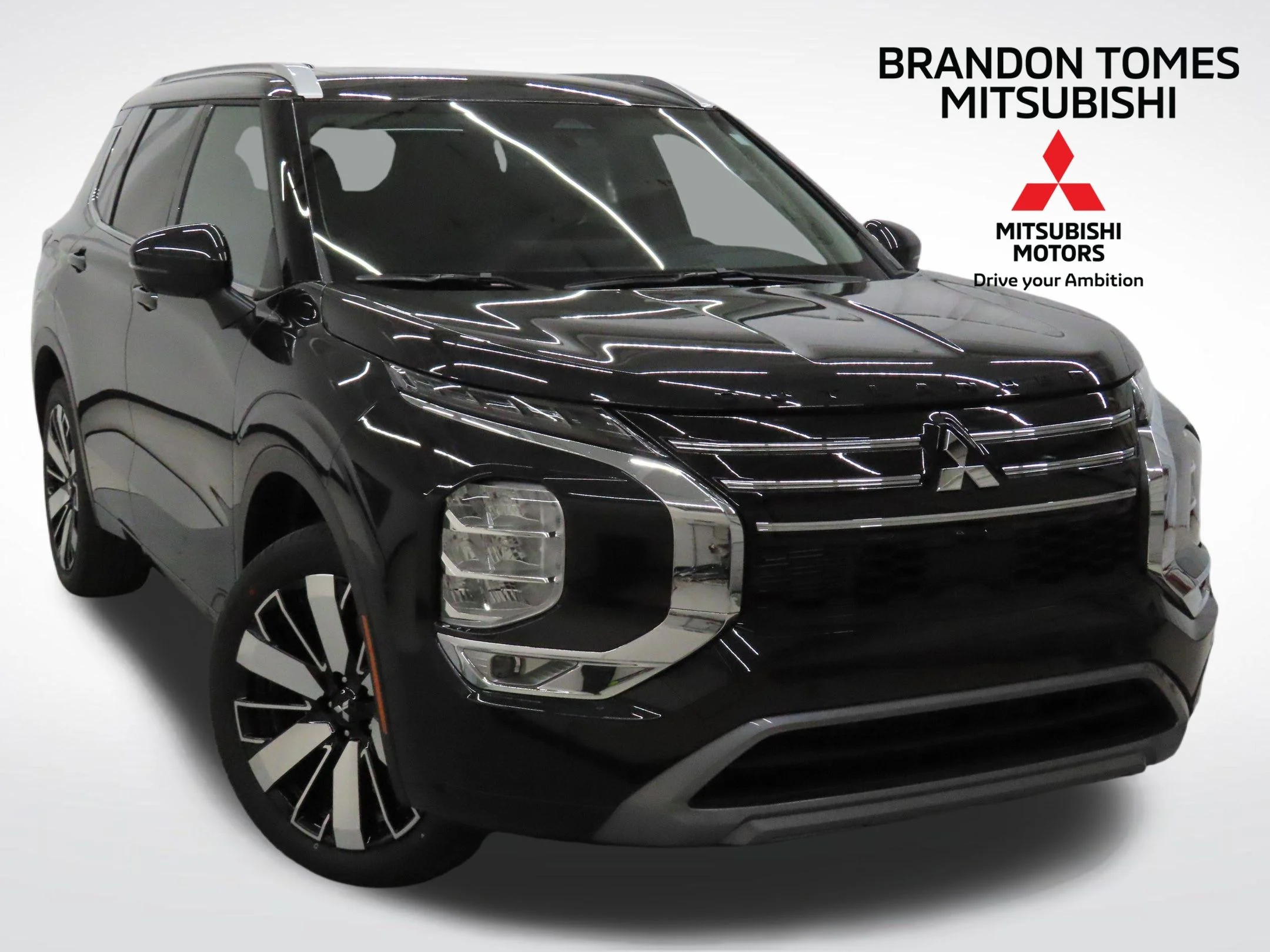 2026 Mitsubishi Outlander SEL FWD's photo