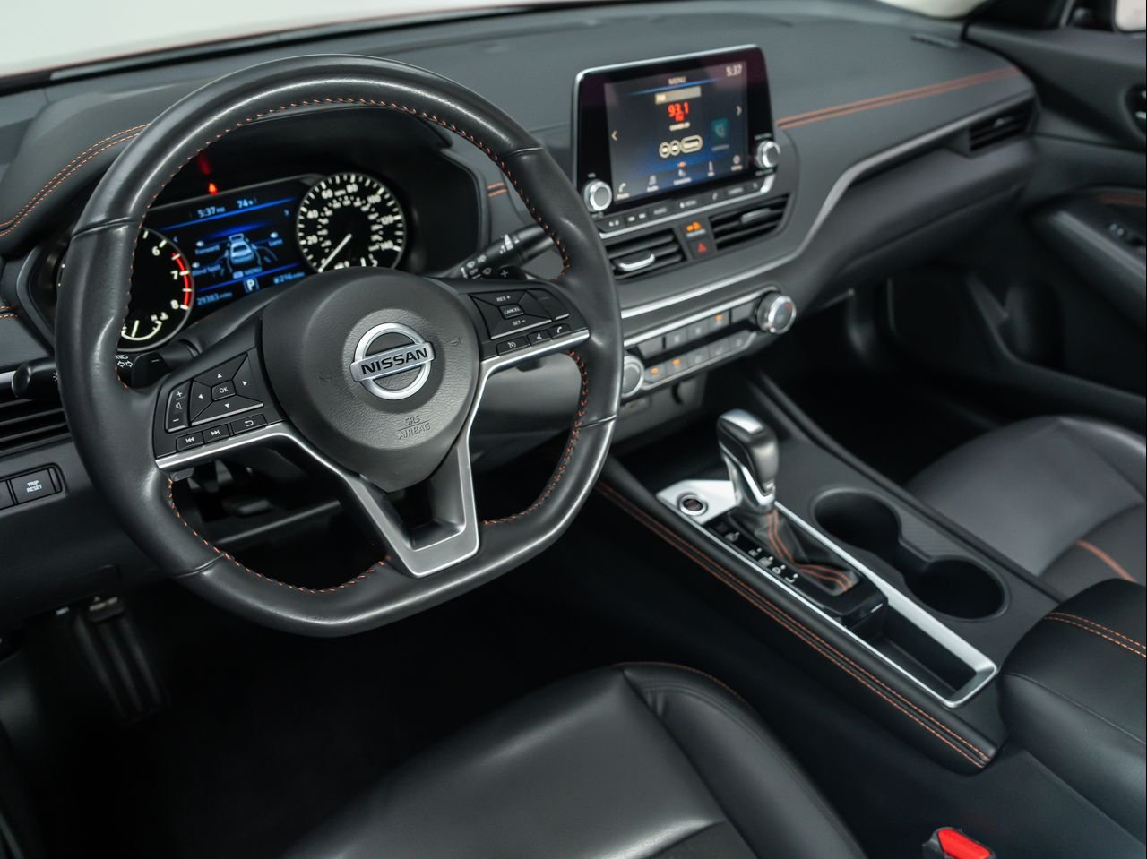 2022 Nissan Altima SR - Photo 16