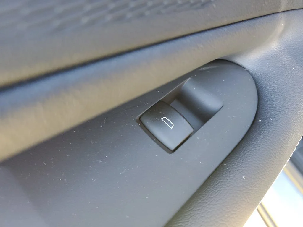 2026 Chevrolet Blazer EV LT - Photo 15