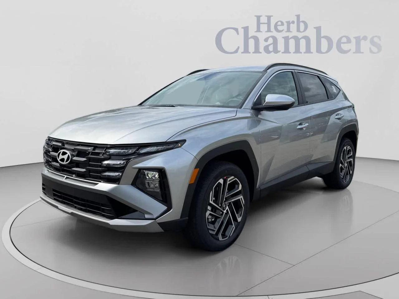 New 2026 Silver Hyundai SEL Plus AWD image 9