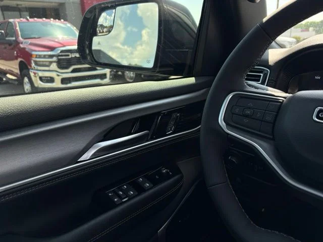 New 2026 Velvet Red Pearlcoat (DISC) Jeep Limited Altitude image 32