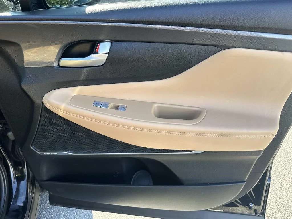 Used 2023 Black Hyundai Calligraphy image 14