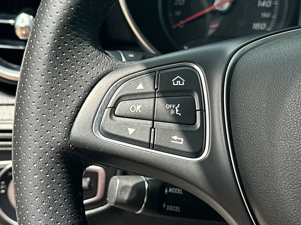 Used 2019 Polar White Mercedes-Benz 300 image 16