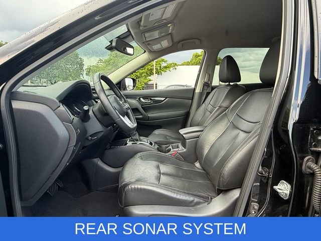 Used 2020 Black Nissan SL image 9