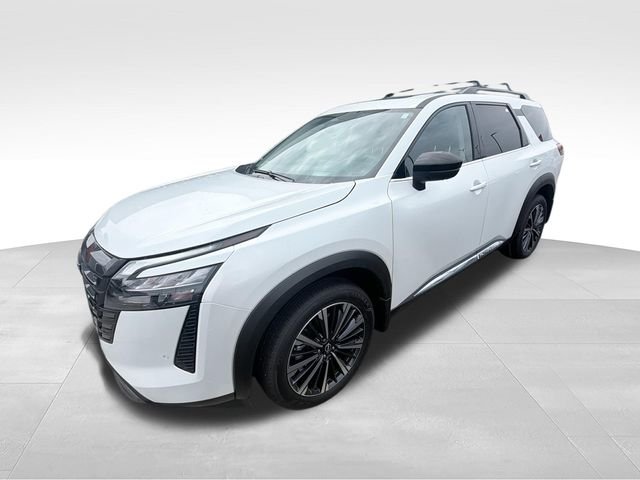 New 2026 White Nissan Platinum image 4