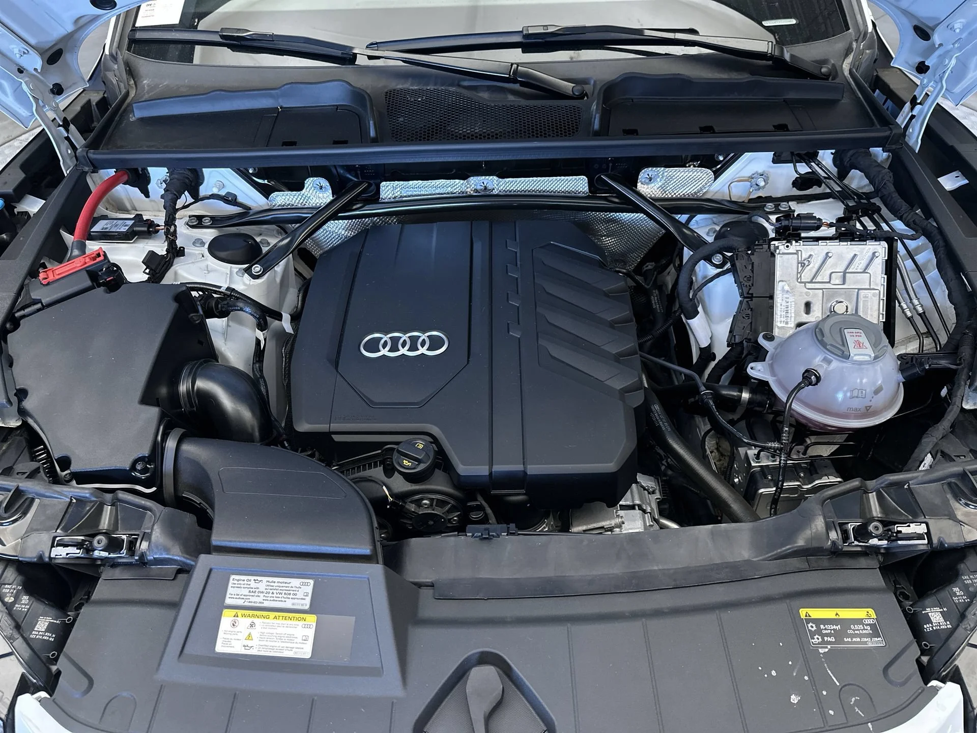 Used 2025 Glacier White Metallic Audi S line Premium Plus image 29