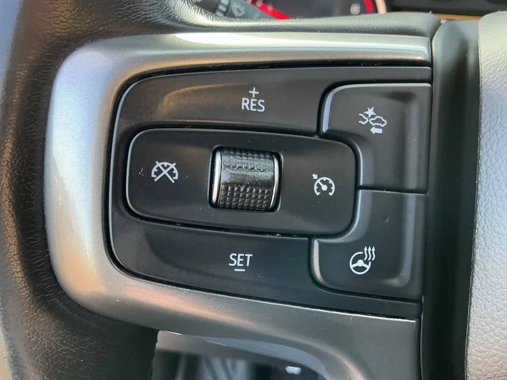 Used 2021 SUMMIT WHITE Chevrolet LTZ image 26