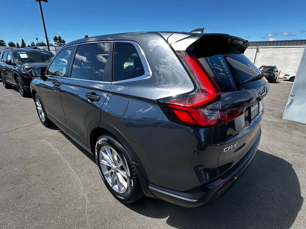 Used 2023  Honda EX-L image 6