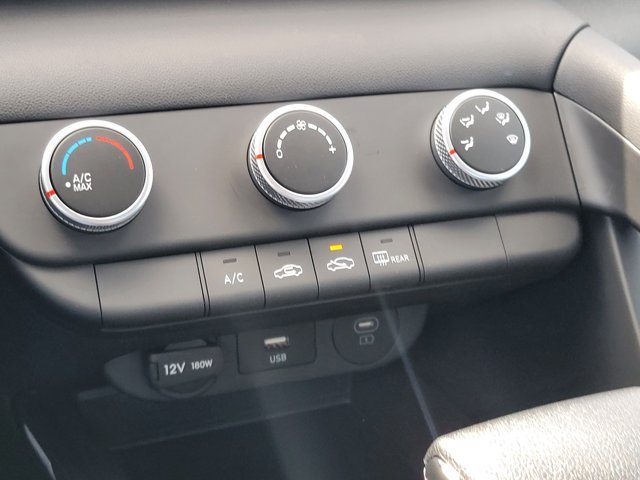2026 Hyundai Elantra SE - Photo 18