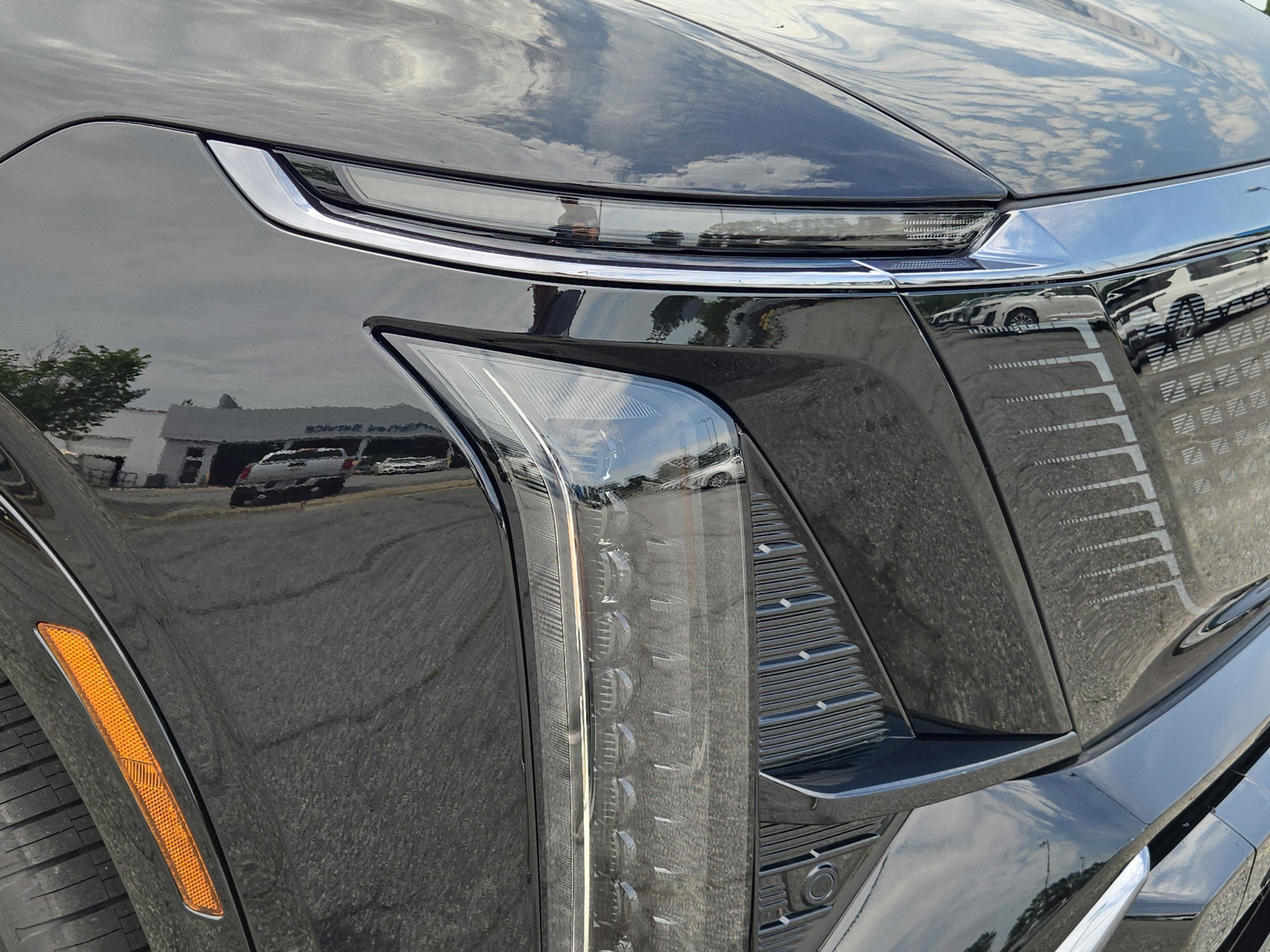 2026 Cadillac VISTIQ Sport - Photo 6