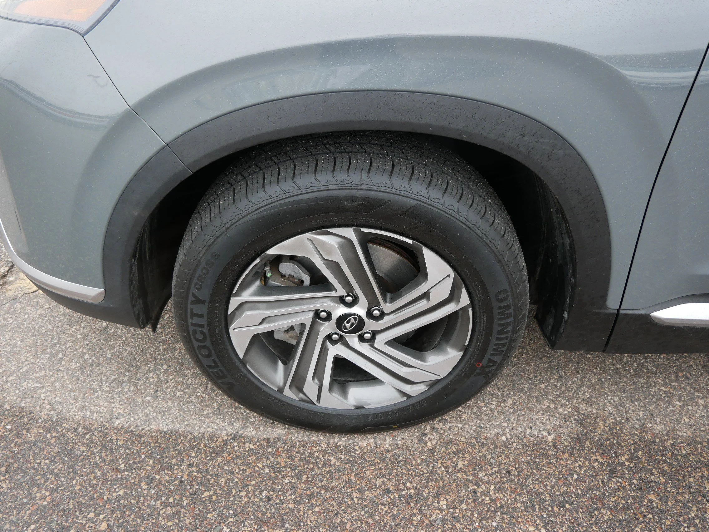 Certified Used 2022 Hampton Gray Hyundai SEL image 15