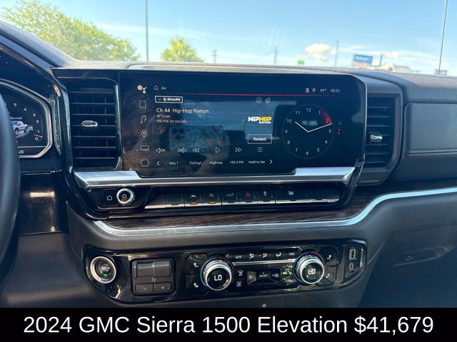 Used 2024 Summit White GMC Elevation image 24