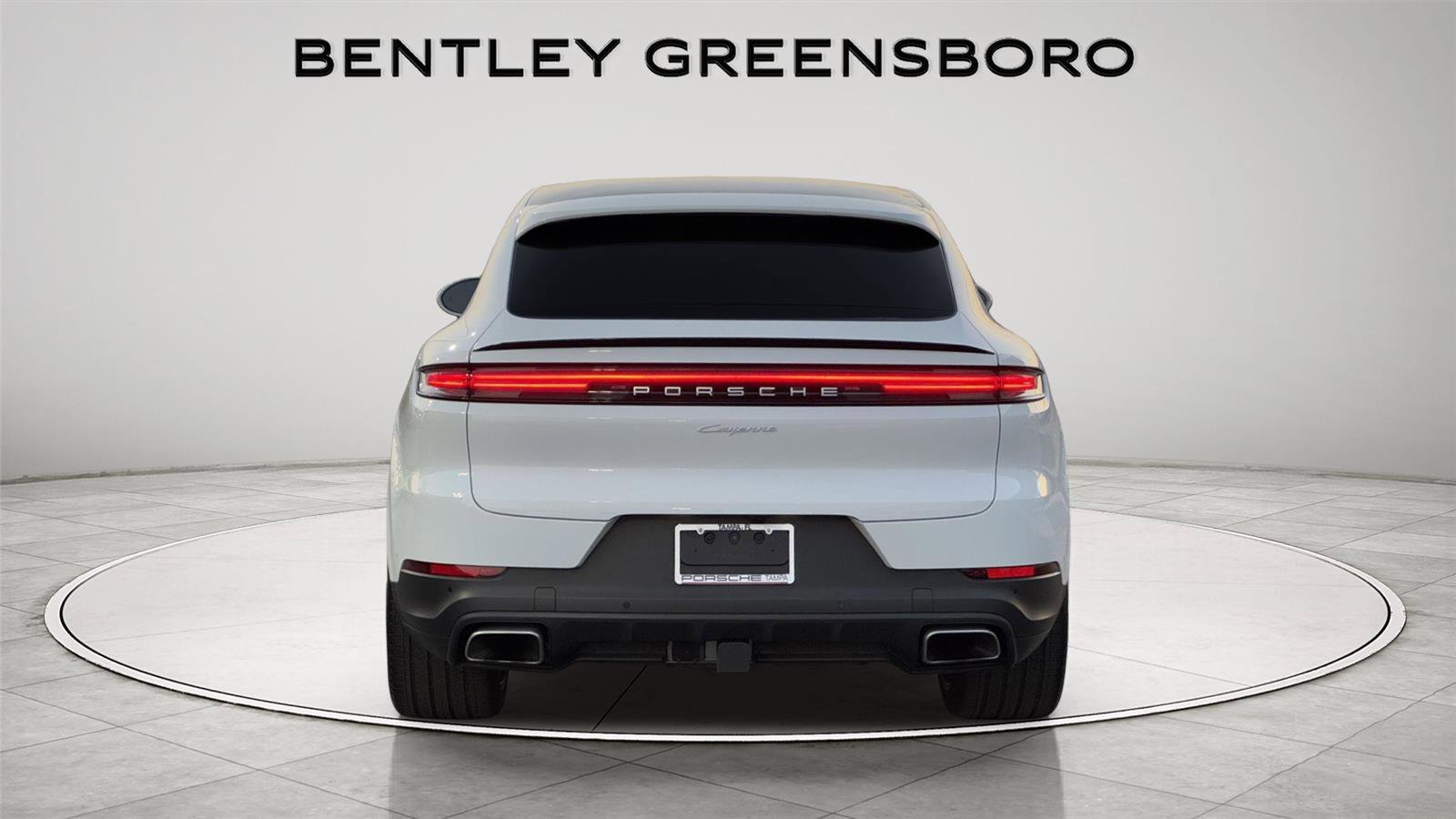 Used 2025 White Porsche  image 7