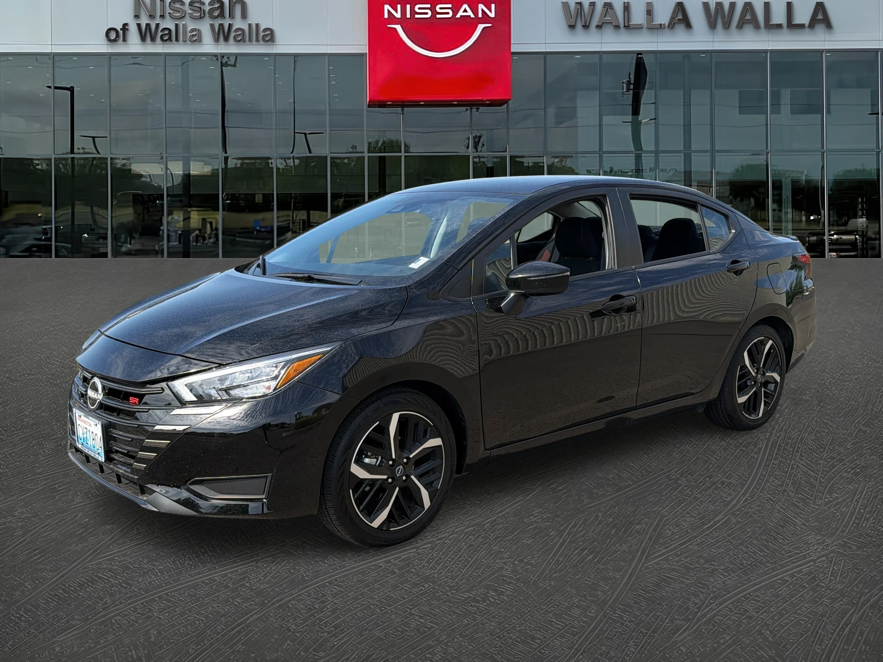 2025 Nissan Versa Sedan SR - Photo 3