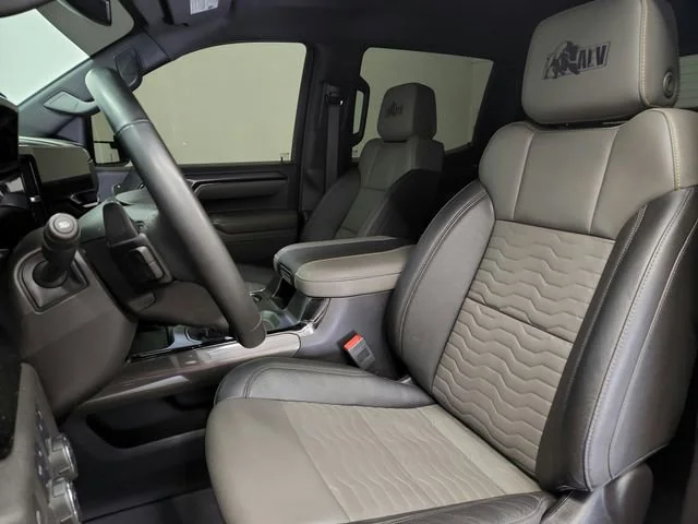 2023 Chevrolet Silverado 1500 ZR2 - Photo 18