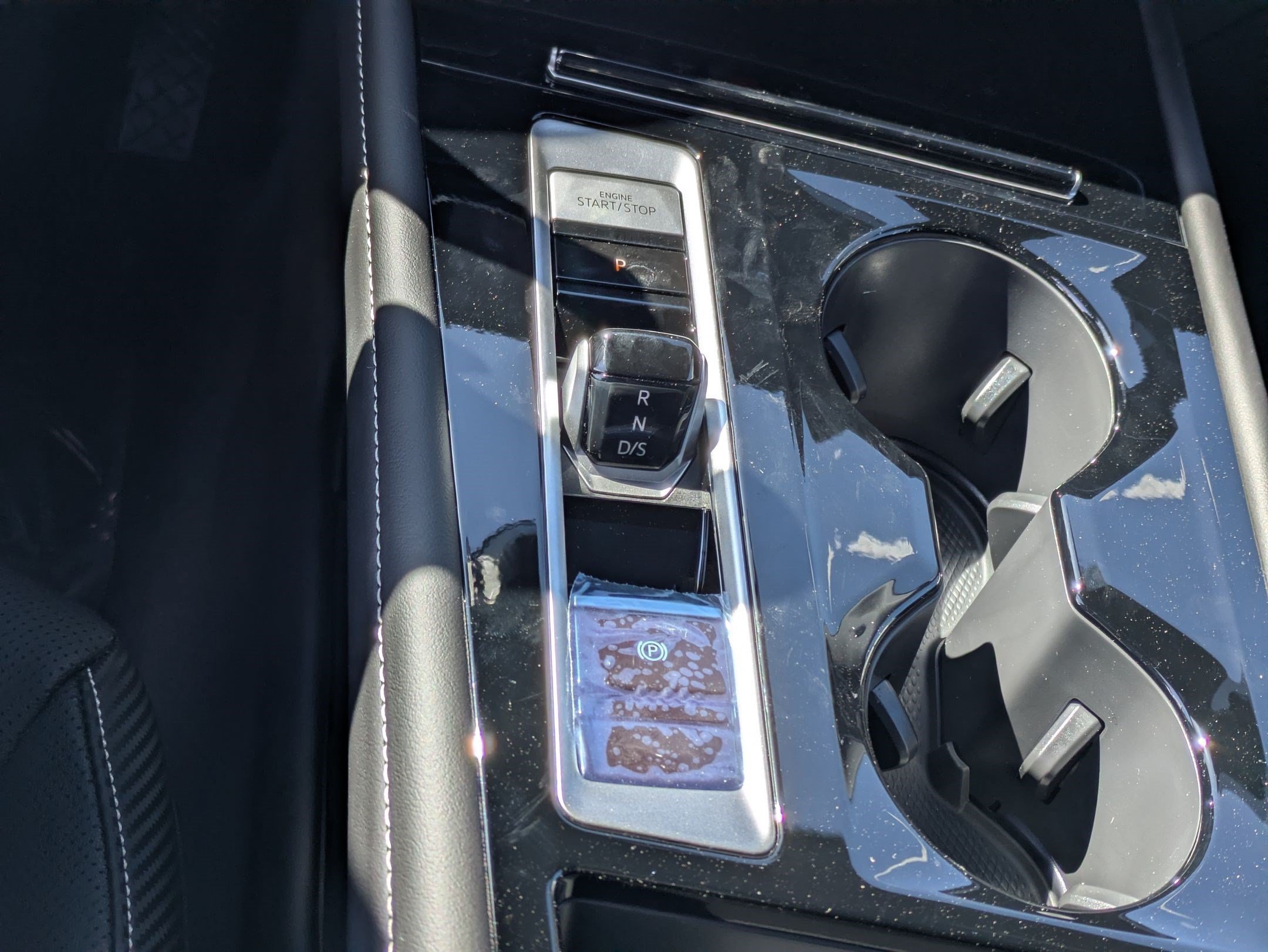 New 2026 Pure Gray Volkswagen 2.0T SE w/Technology image 12