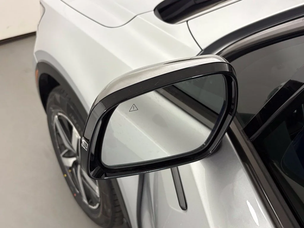 Used 2021 Silver Kia EX image 12