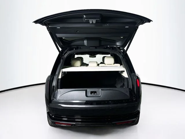 Certified Used 2025 Santorini Black Land Rover SE image 6