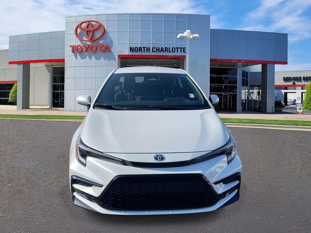 Certified Used 2025 Beige Toyota SE image 3
