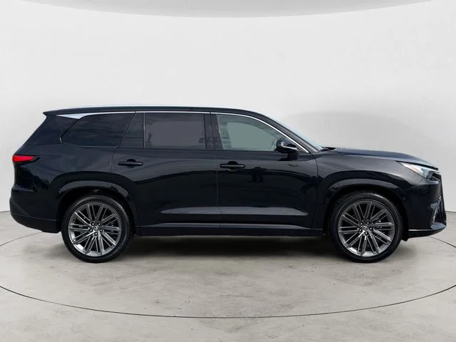 Used 2025 Black Lexus 350 Luxury image 4