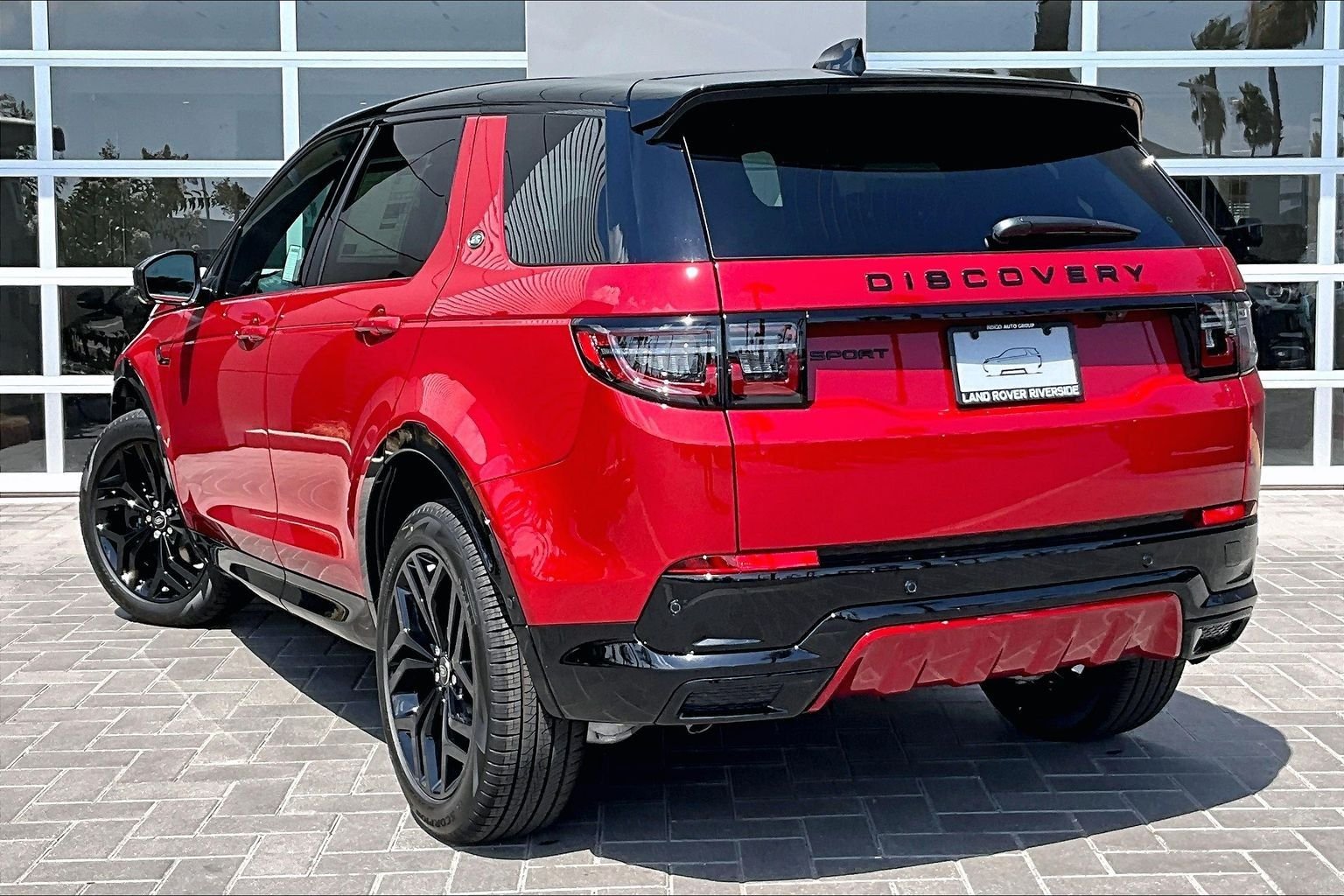 New 2026 Firenze Red Land Rover Landmark image 3