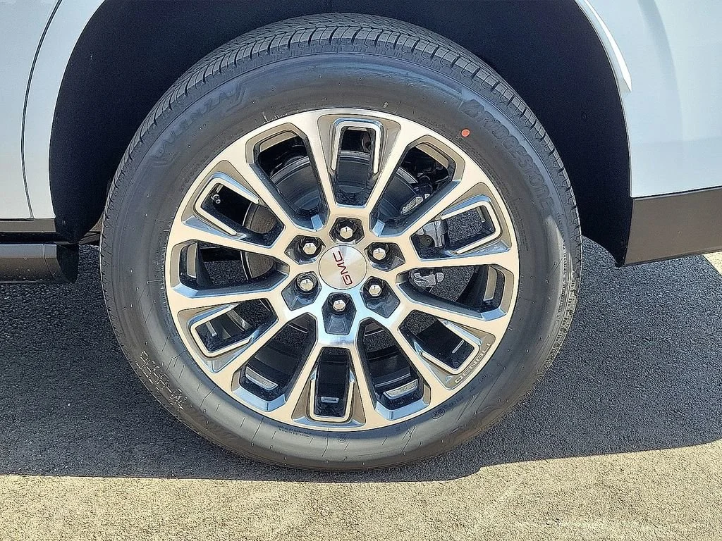 New 2026 Glacier White Tricoat GMC Denali image 10