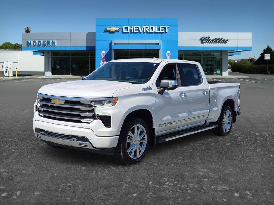 Used 2023 Iridescent Pearl Tricoat Chevrolet High Country image 1