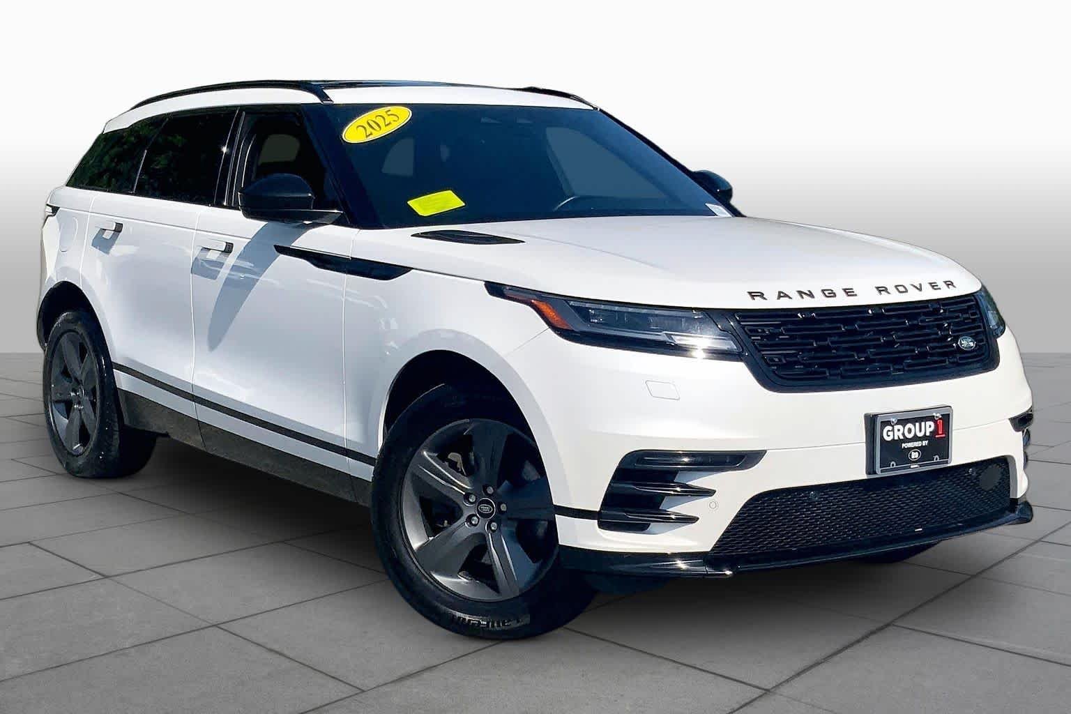 Used 2025 Ostuni Pearl White Land Rover Dynamic SE image 3
