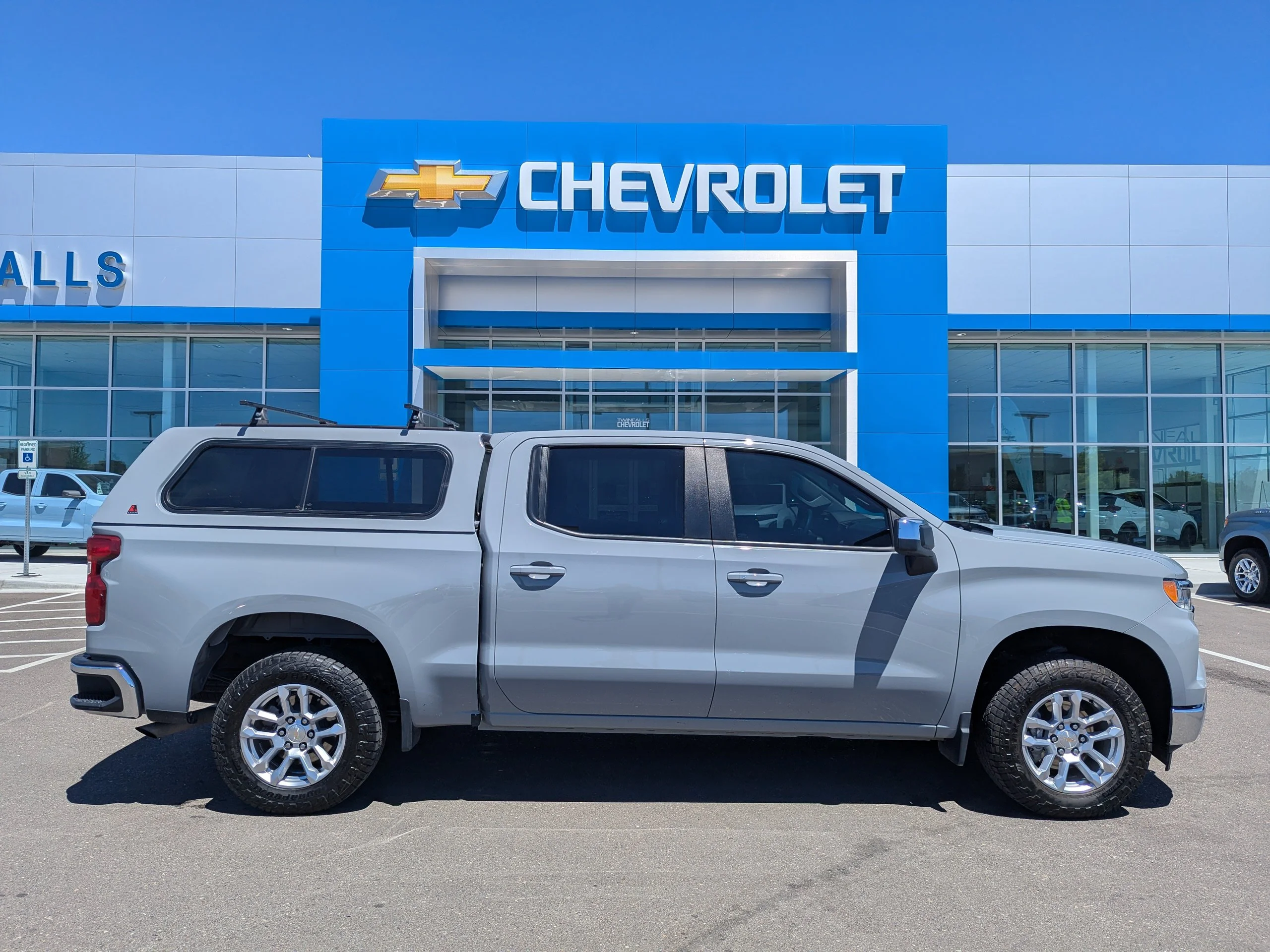 2024 Chevrolet Silverado 1500 LT - Photo 37