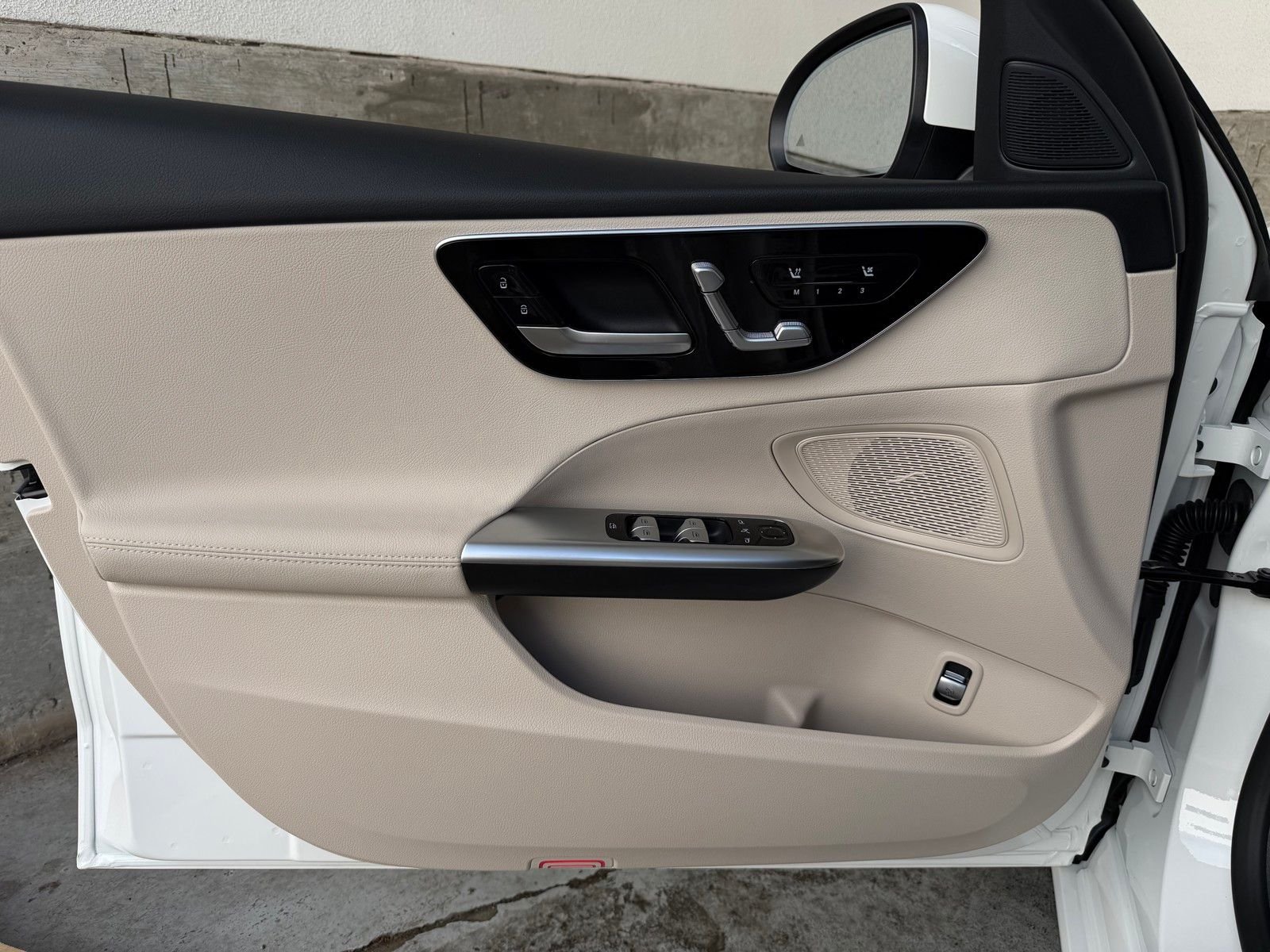 New 2026 Polar White Mercedes-Benz C 300 image 18