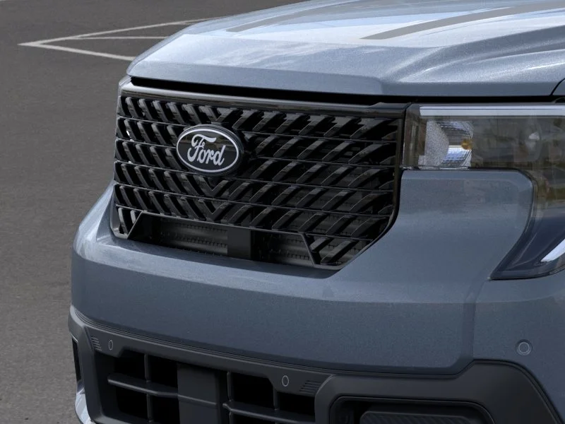 New 2025 Azure Gray Metallic Tri-Coat Ford Lariat® image 42