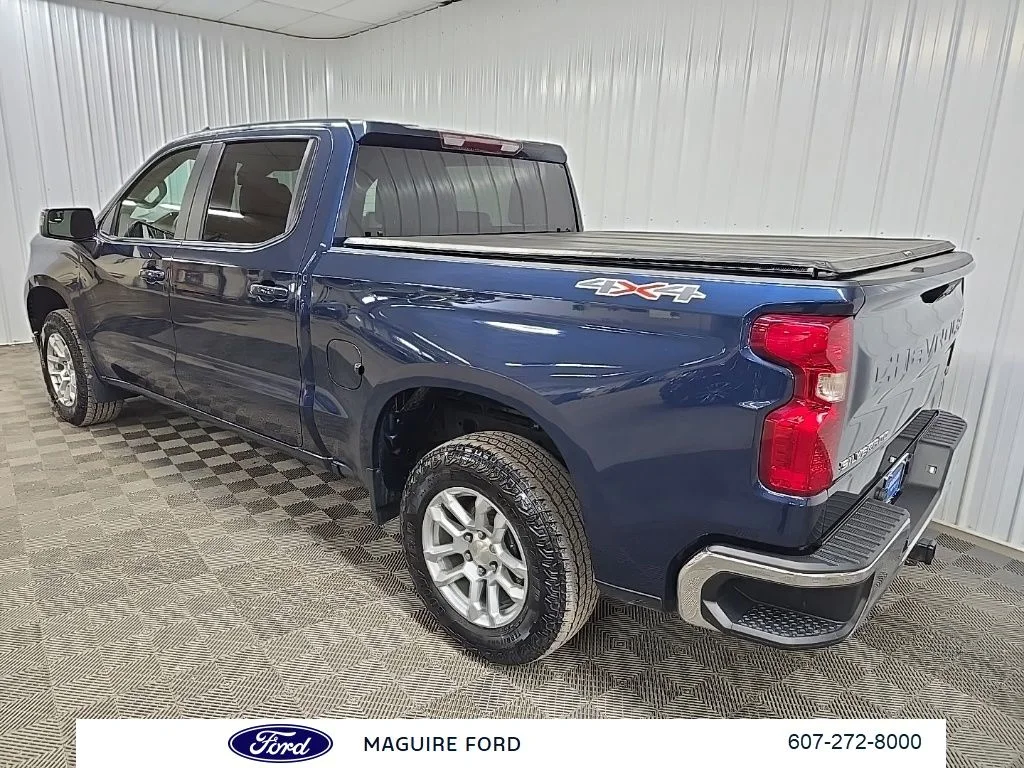 Used 2023 Blue Chevrolet LT image 11