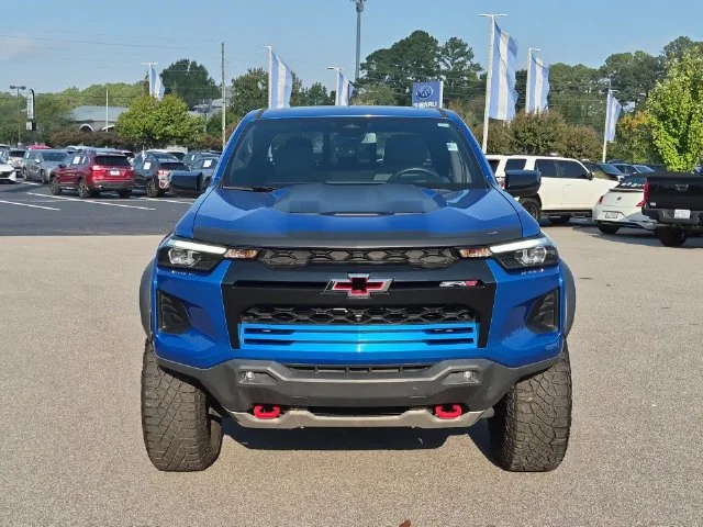 Used 2024 Blue Chevrolet ZR2 image 8