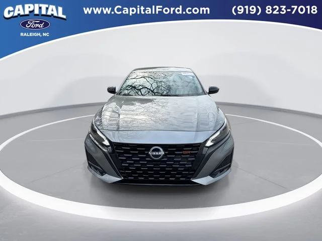 Used 2025 Gray Nissan 2.5 SR image 3