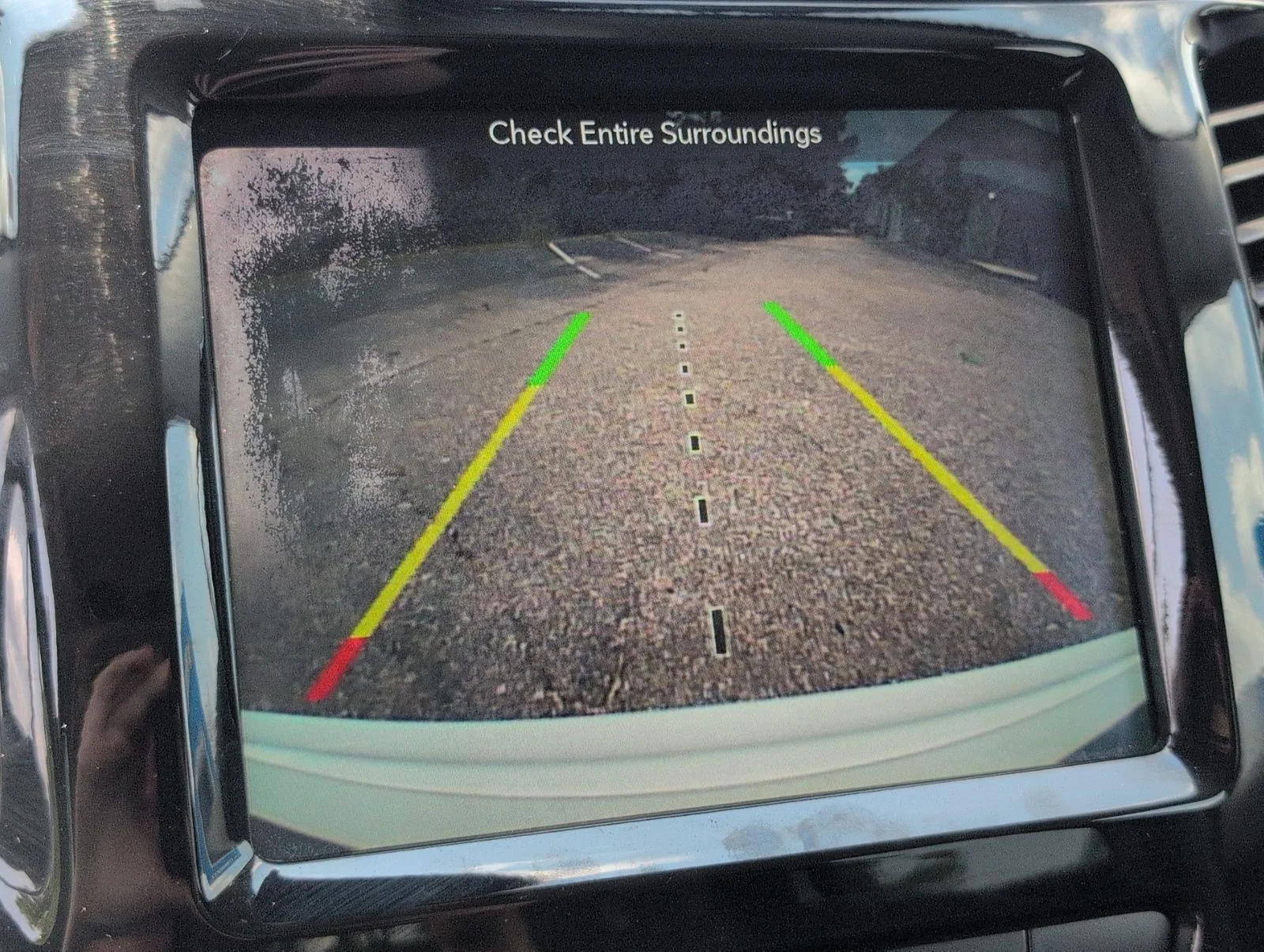 Used 2019 White Jeep Overland image 19