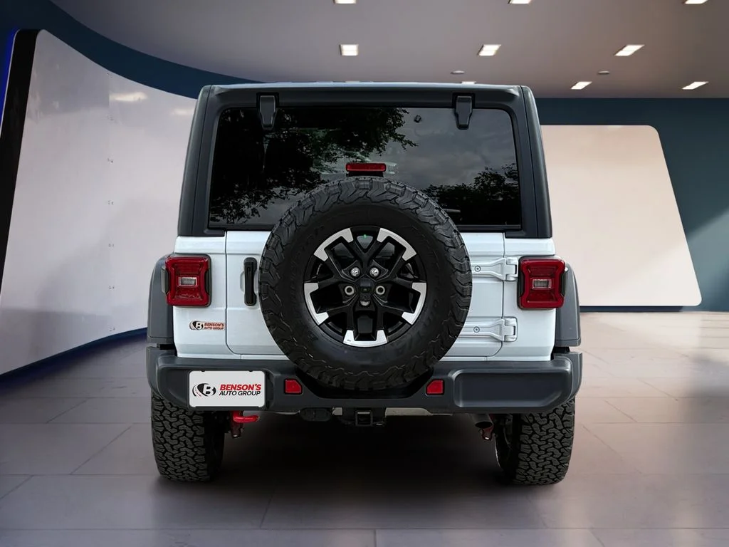 Used 2026 White Jeep Rubicon image 4
