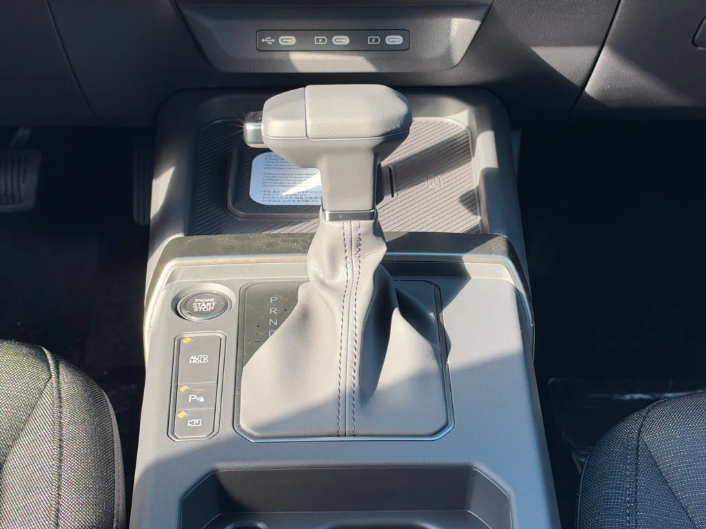 New 2027 Gray Kia S image 15