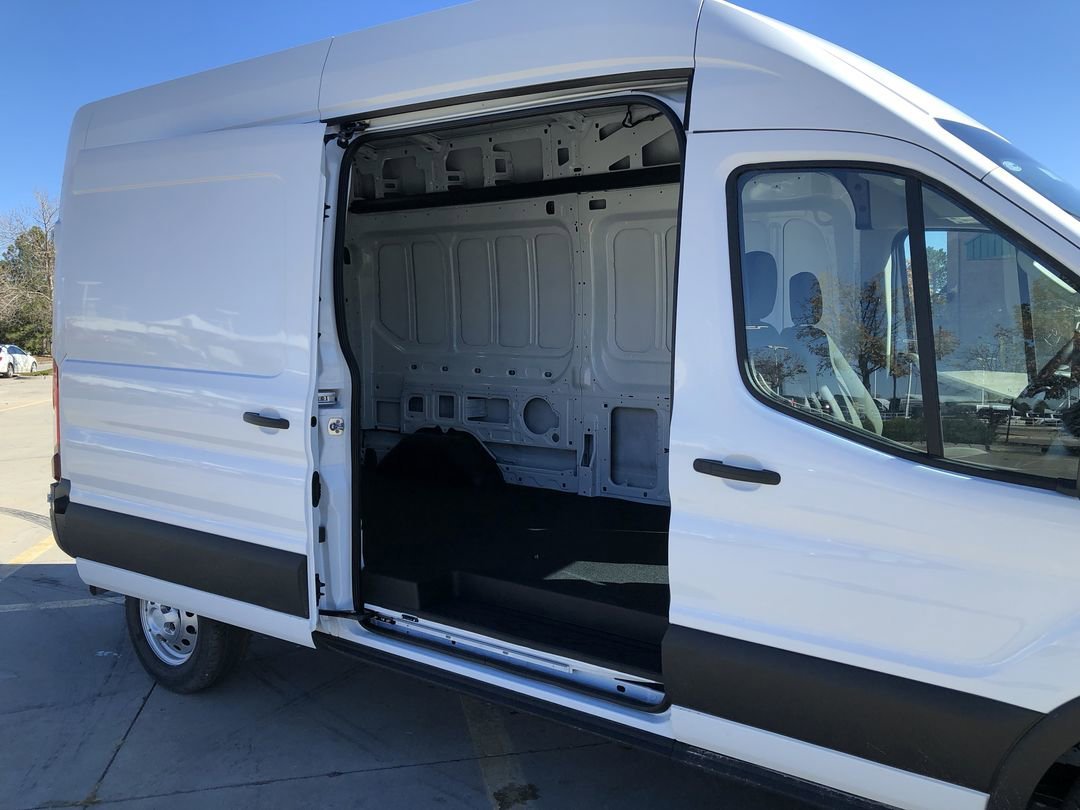 New 2026 Oxford White Ford High Roof 148 WB image 22